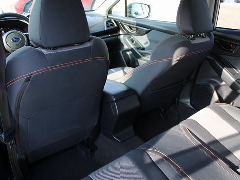 Used 2023 Subaru Crosstrek 2.0i Premium image 28