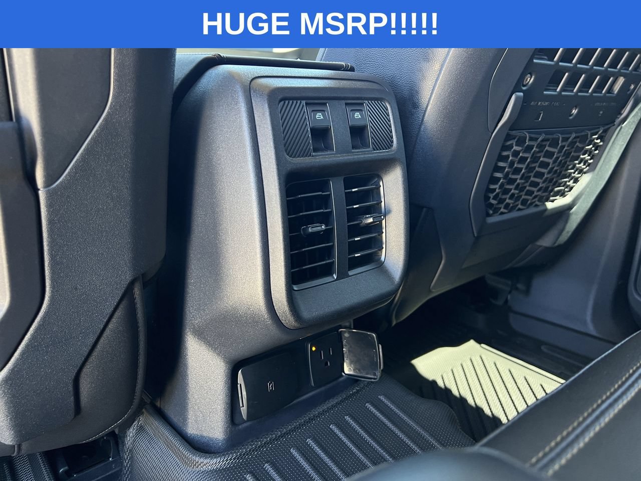 Used 2025 Ford Bronco Badlands w/ Sasquatch Package AWD/4WD image 25