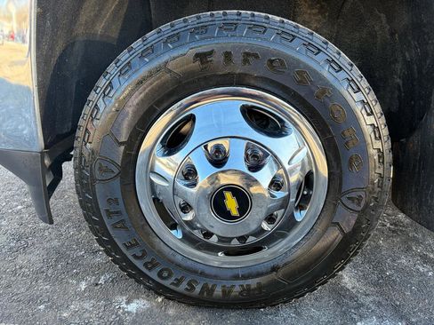 Used 2018 Chevrolet Silverado 3500 W/T w/ Snow Plow Prep Package image 17