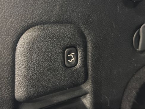 Used 2019 Jeep Grand Cherokee Limited AWD/4WD image 26