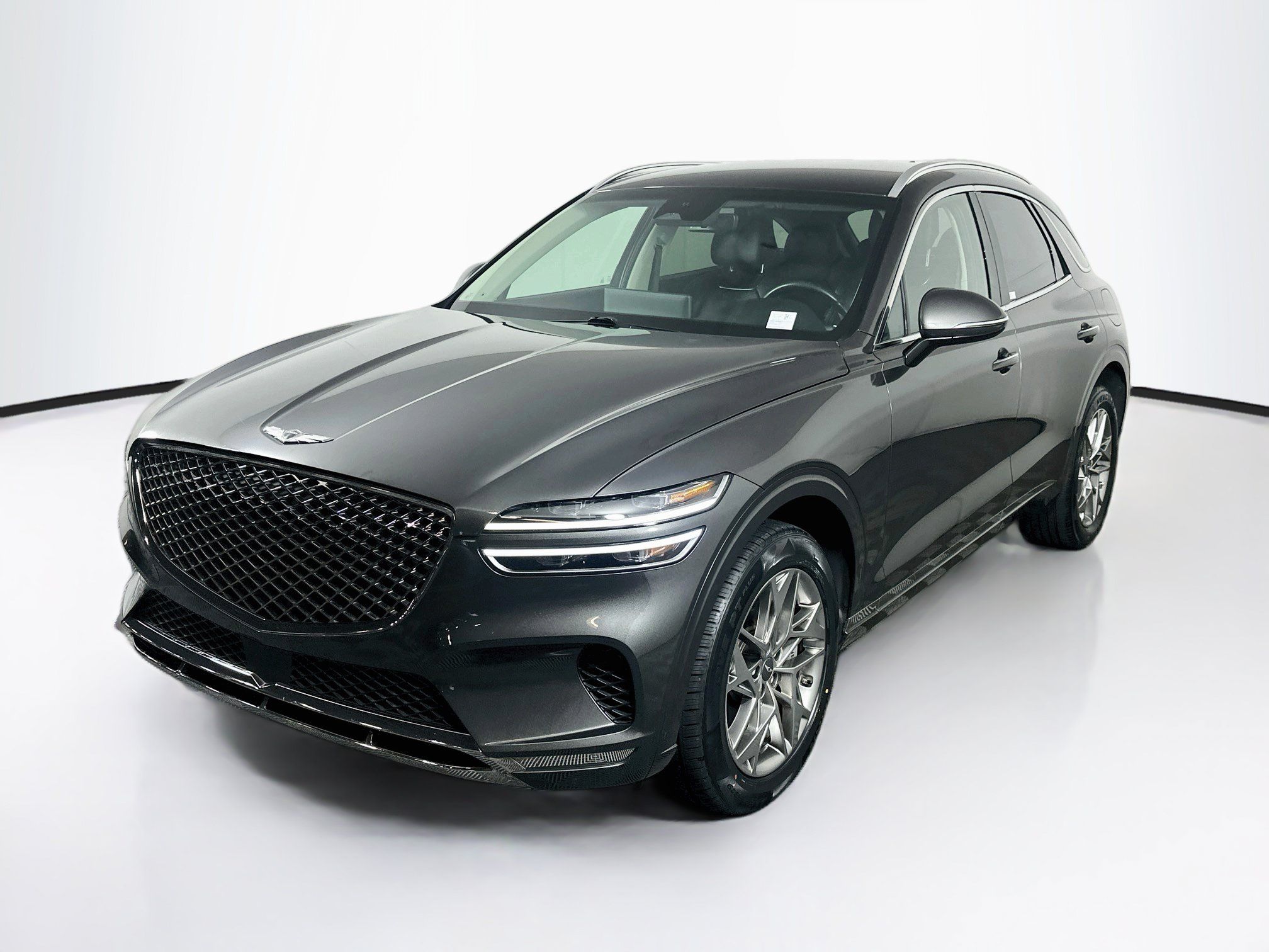 Used 2025 Genesis GV70 2.5T AWD/4WD image 3