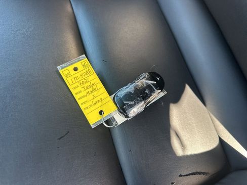 Used 2021 Tesla Model X Long Range image 38