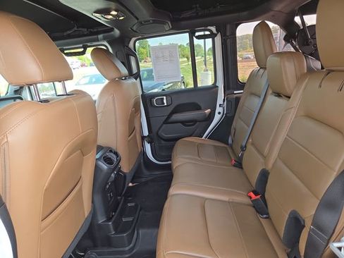 Used 2021 Jeep Wrangler Unlimited Sahara w/ Dual Top Group image 32
