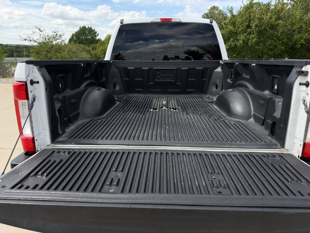 Used 2019 Ford F250 XLT w/ Snow Plow Prep Package AWD/4WD image 26