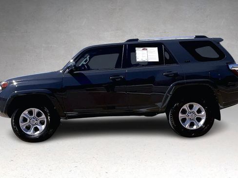 Used 2024 Toyota 4Runner SR5 image 3