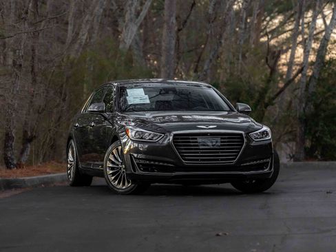Used 2017 Genesis G90 5.0 Ultimate image 1