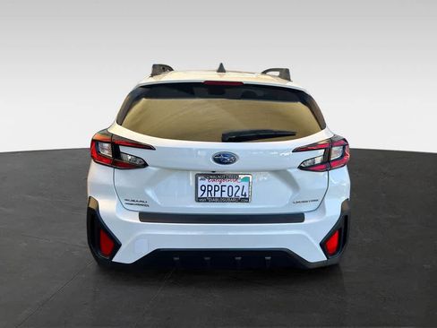 Used 2024 Subaru Crosstrek 2.0i Premium AWD/4WD image 5