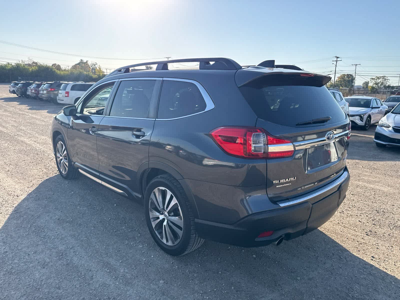 Used 2020 Subaru Ascent Limited w/ Technology Package AWD/4WD image 2