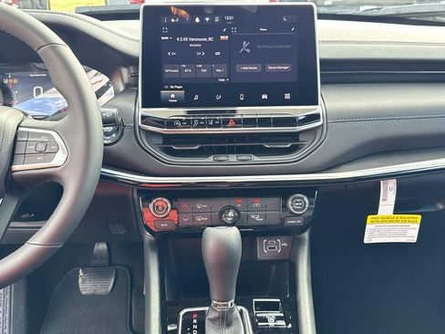 New 2026 Jeep Compass Latitude image 42