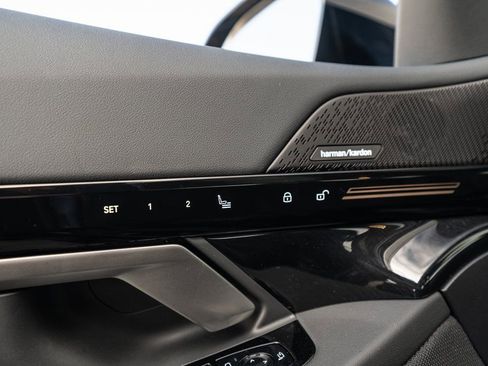 New 2026 BMW 530i xDrive w/ M Sport Package image 23