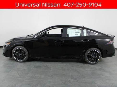 New 2026 Nissan Sentra SR w/ SR Premium Package FWD image 7