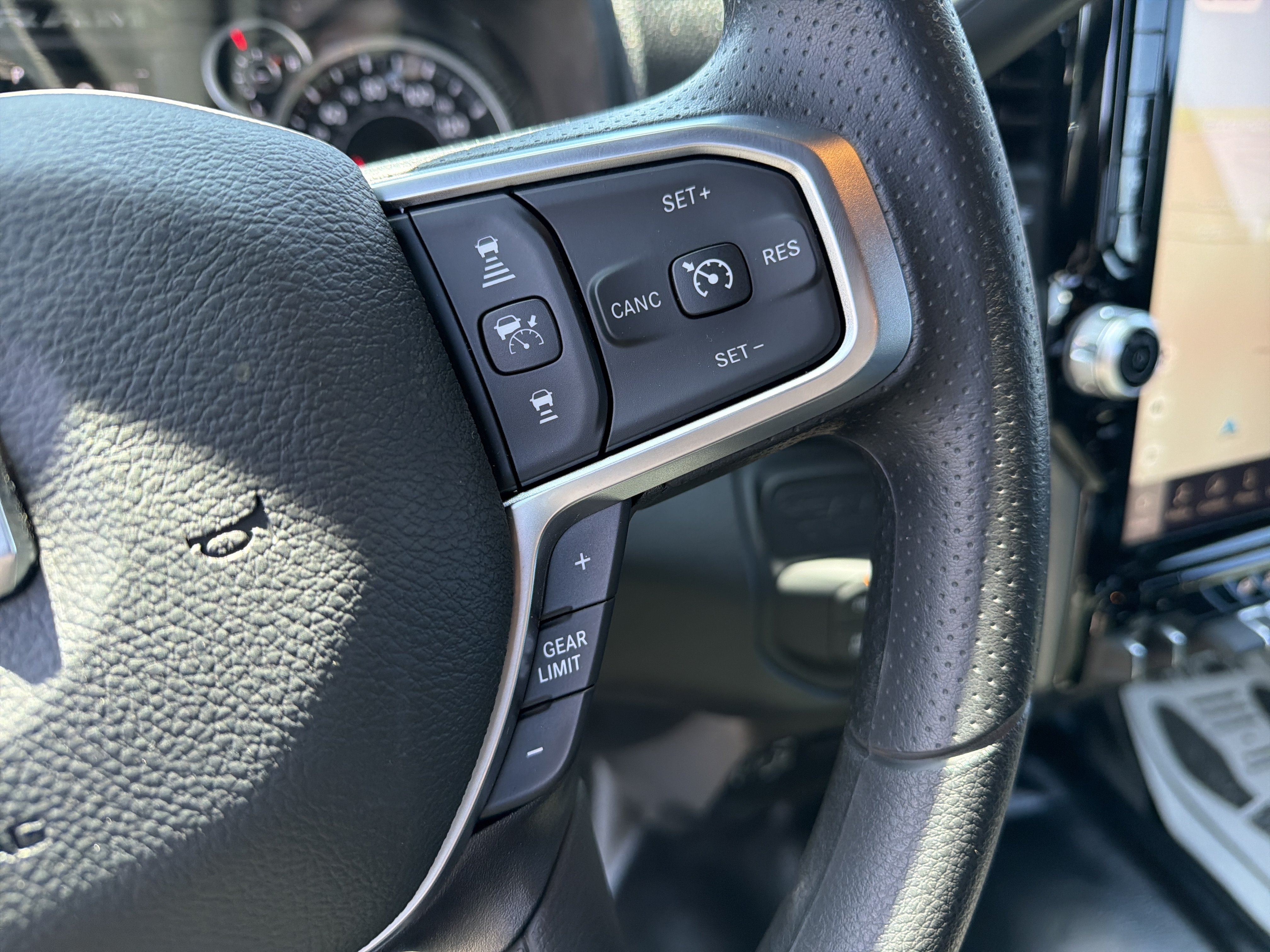 New 2026 RAM 2500 Tradesman AWD/4WD image 19