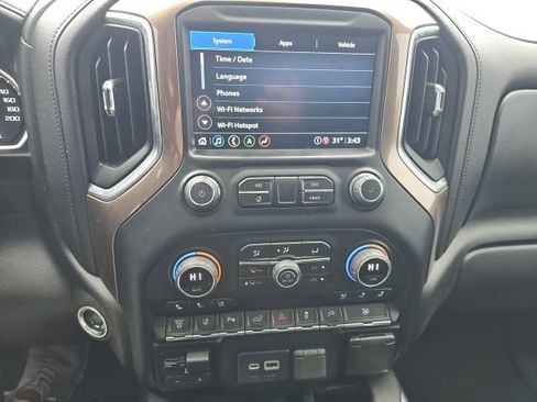 Used 2022 Chevrolet Silverado 3500 High Country AWD/4WD image 22
