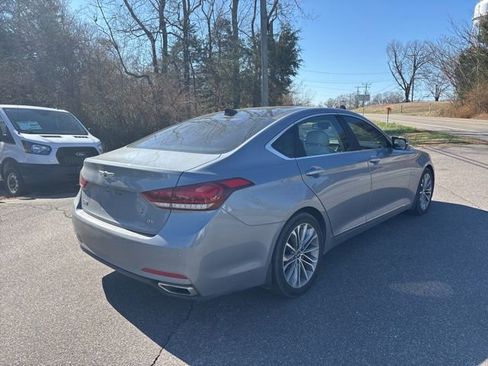 Used 2017 Genesis G80 3.8 w/ Option Group 03 image 3
