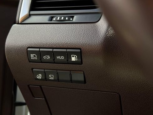 Used 2017 Lexus RX 450h AWD image 29