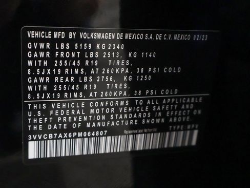 Used 2023 Volkswagen Tiguan SE R-Line image 56