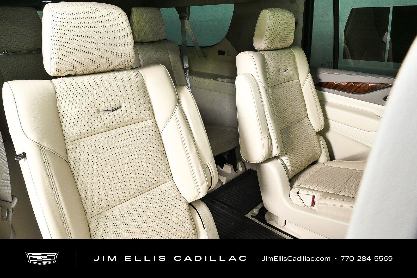 Used 2023 Cadillac Escalade ESV Sport Platinum w/ LPO, ONYX Package AWD/4WD image 20