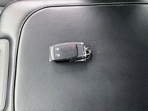 Used 2024 RAM 3500 Tradesman w/ Chrome Appearance Group image 11