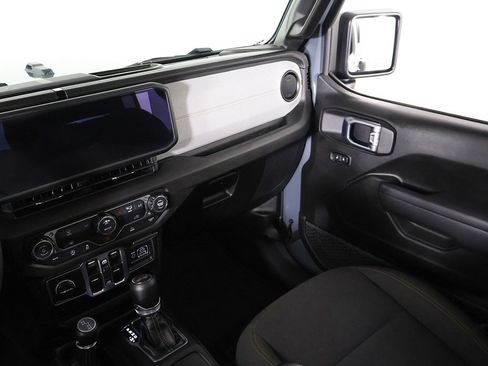 Used 2026 Jeep Wrangler Unlimited Sport AWD/4WD image 33
