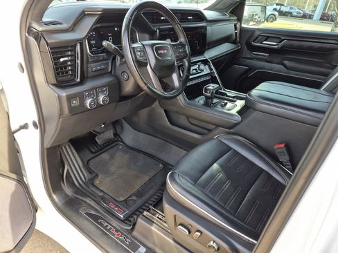 Certified 2023 GMC Sierra 1500 AT4X image 13