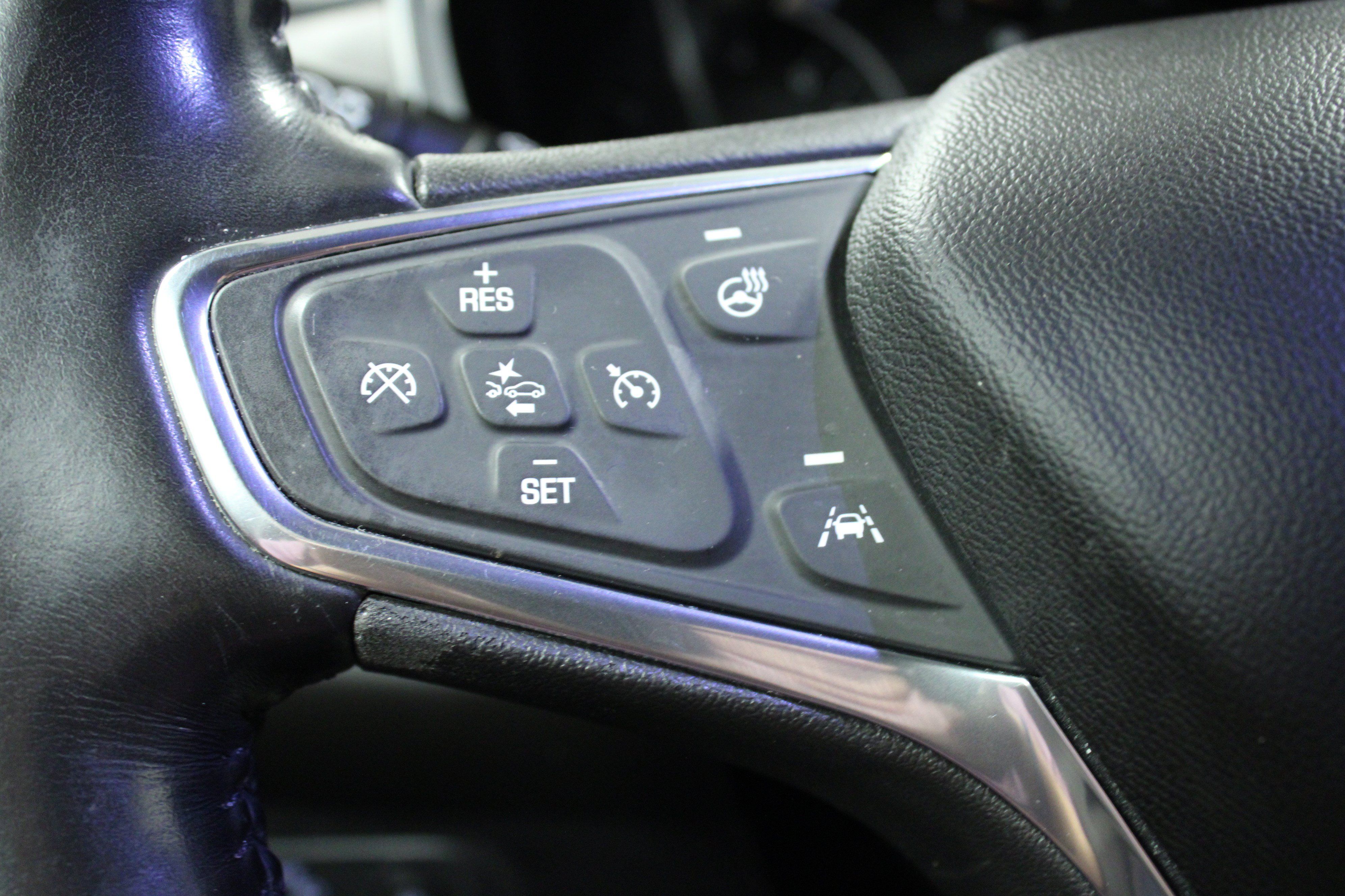 Used 2020 Chevrolet Equinox Premier FWD image 20