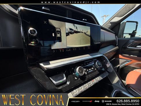 Used 2024 GMC Sierra 2500 Denali Ultimate w/ Max Trailering Package AWD/4WD image 25