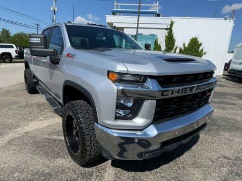 Used 2020 Chevrolet Silverado 2500 LT w/ All Star Edition AWD/4WD image 4
