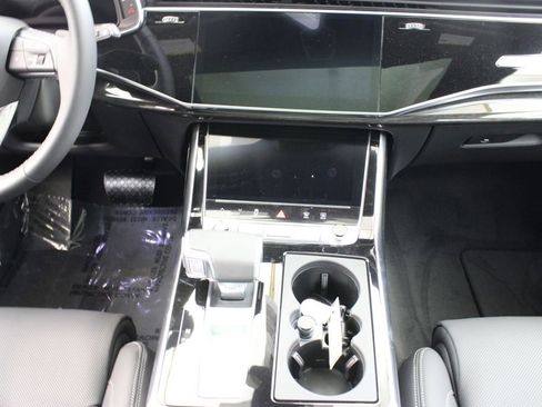 New 2026 Audi Q7 3.0T Prestige AWD/4WD image 23