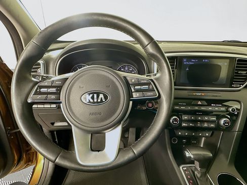 Used 2020 Kia Sportage EX w/ EX Technology Package FWD image 11