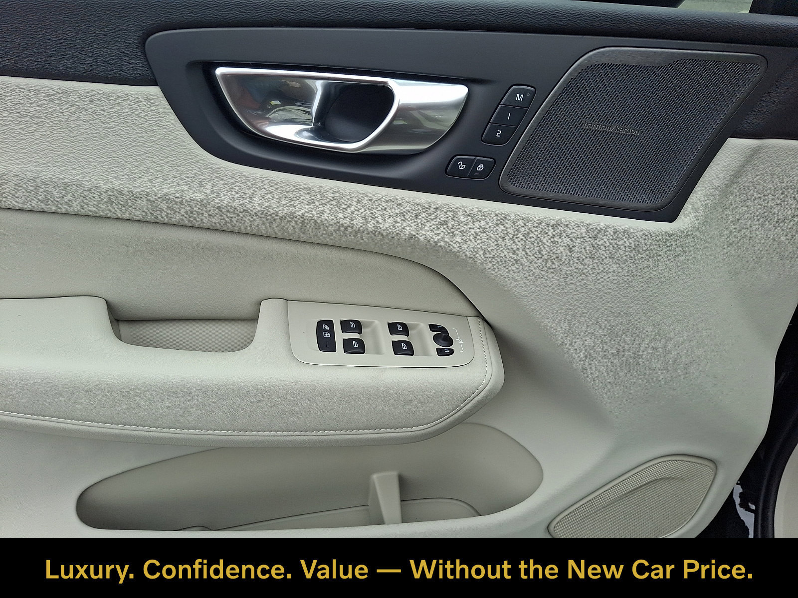 Certified 2026 Volvo XC60 B5 Ultra w/ Protection Package Premier AWD/4WD image 9