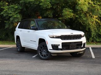 Used 2023 Jeep Grand Cherokee L Summit w/ High Altitude Package AWD/4WD video 2
