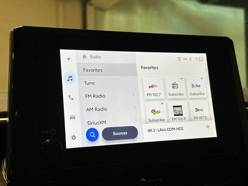 Used 2024 Toyota Corolla SE w/ SE Package image 16