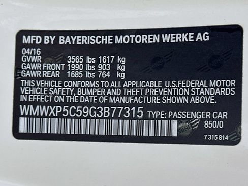 Used 2016 MINI Cooper 2-Door Hardtop FWD image 29