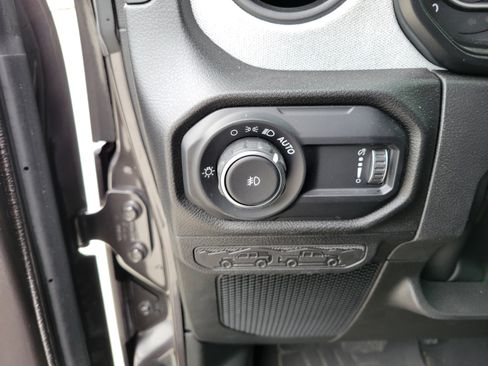 Used 2025 Jeep Wrangler Unlimited Sport AWD/4WD image 25
