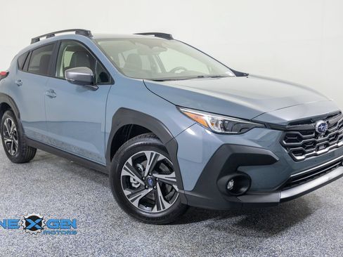 Used 2025 Subaru Crosstrek 2.5i Premium AWD/4WD image 1
