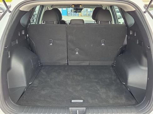 Used 2024 Hyundai Tucson SE FWD image 16