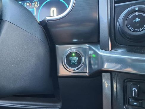 Used 2023 Ford F150 Lariat w/ Equipment Group 502A High image 33