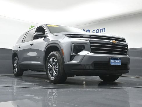 Certified 2025 Chevrolet Traverse LT image 27