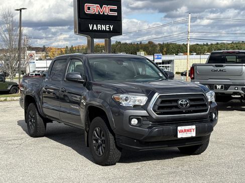 Used 2022 Toyota Tacoma SR5 image 2