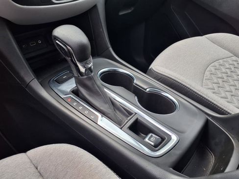 Certified 2022 Chevrolet Equinox LS image 20