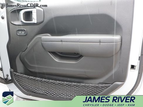 Used 2023 Jeep Wrangler Unlimited Rubicon 4xe AWD/4WD image 8