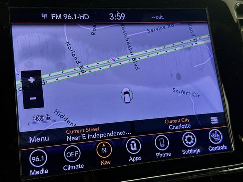 Used 2020 Jeep Grand Cherokee Overland RWD image 22