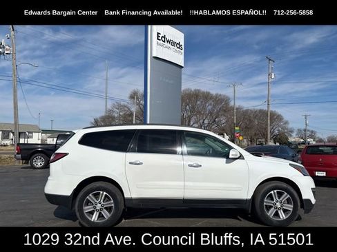 Used 2016 Chevrolet Traverse LT w/ Traveler's Package image 1