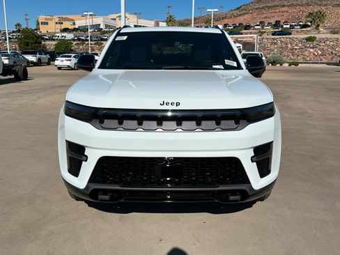 New 2026 Jeep Grand Wagoneer Limited AWD/4WD image 8