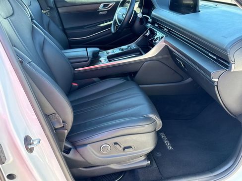 Used 2024 Genesis GV80 2.5T image 13