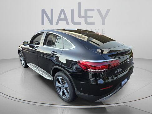 Used 2020 Mercedes-Benz GLC 300 4MATIC Coupe image 3