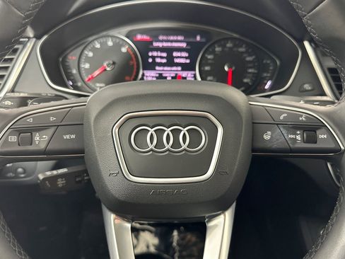 Used 2023 Audi Q5 2.0T Premium w/ Convenience Package image 21