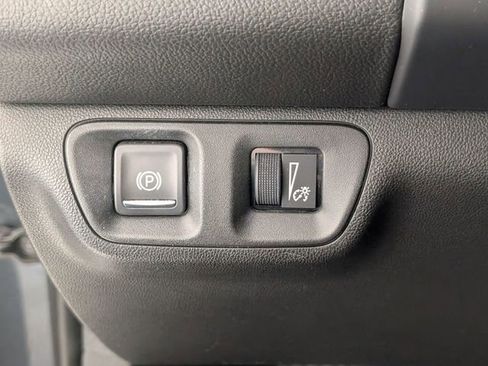 Used 2020 GMC Acadia Denali w/ Trailering Package image 16