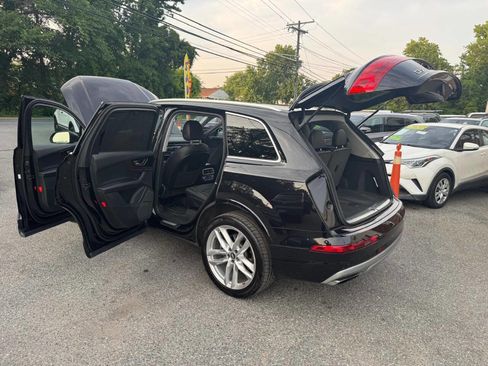 Used 2017 Audi Q7 3.0T Prestige image 12