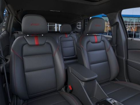 New 2026 Chevrolet Trax RS w/ Sunroof Package FWD image 16